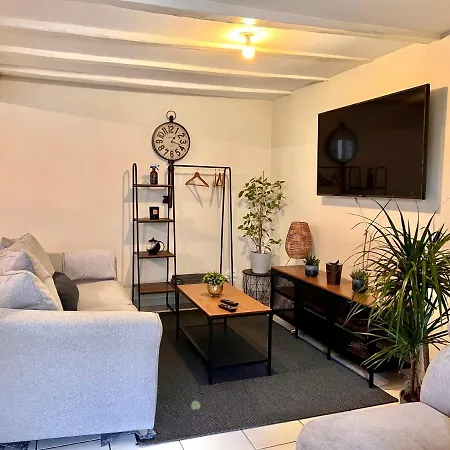 2 Netflix - Wifi - Parking - Terasse فيلة